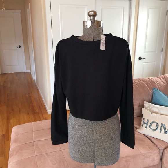 S & M NEW WITH TAGS FABULOUS BLACK CROP TOP! - Picture 4 of 8